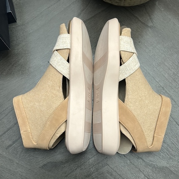 Naturalizer Porcelain Jamila Gladiator Sandal - Picture 7 of 10